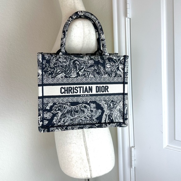 Christian Dior Book Tote Toile Canvas Bag Navy Small CHANEL bag & chanel wallet - Picture 5 of 13
